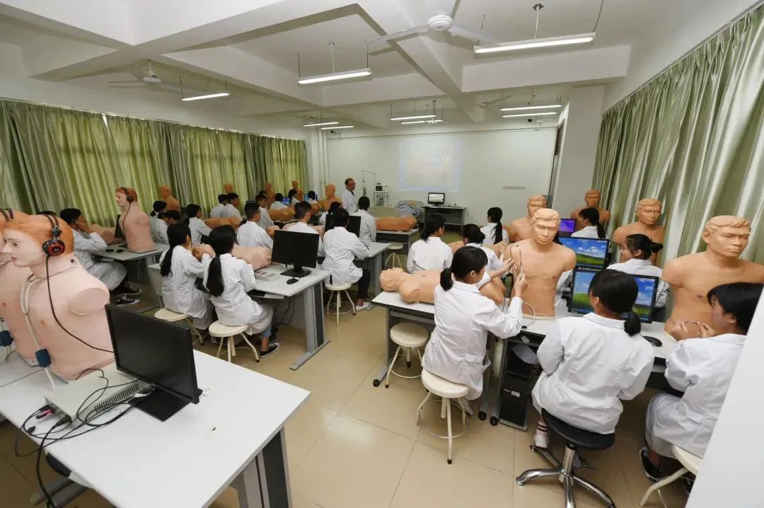 實(shí)訓(xùn)實(shí)習(xí)