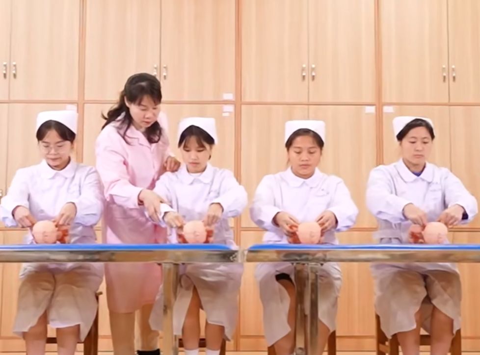 實(shí)訓(xùn)實(shí)習(xí)