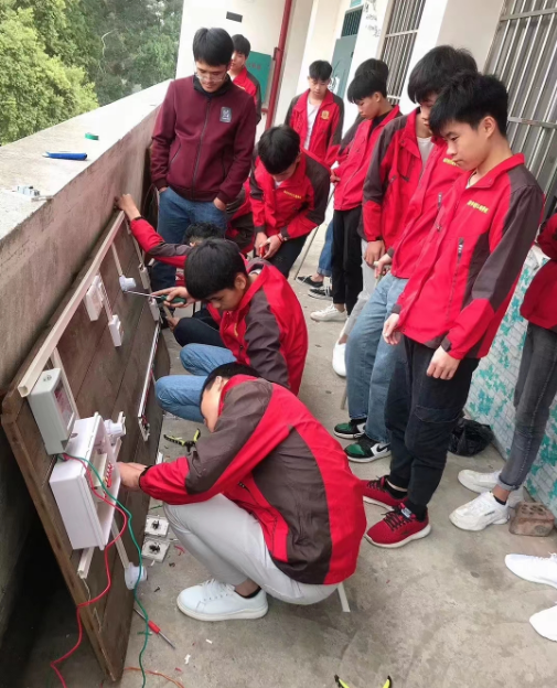 實(shí)訓(xùn)實(shí)習(xí)